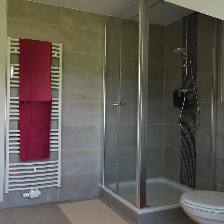 Modern Holiday In With Balcony Σπίτι διακοπών Heimbach