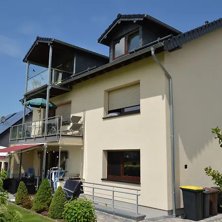 Modern Holiday In With Balcony Σπίτι διακοπών Heimbach